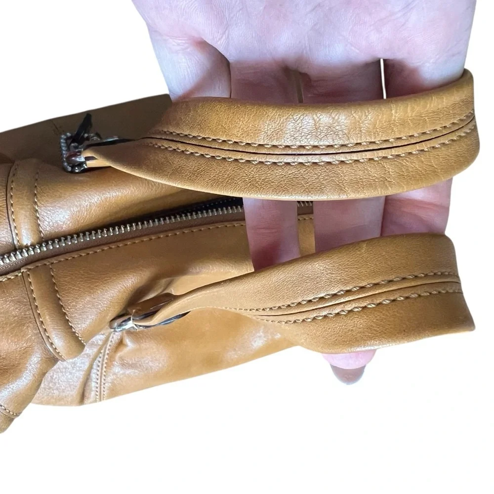 Coach classic leather
